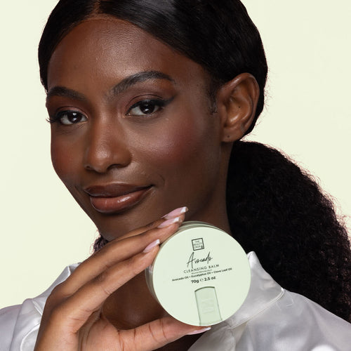 <div class="metafield-rich_text_field"><p>Scoop out a dime size amount with clean fingertips. Use fingertips to massage the balm over dry skin. Rinse well with warm water and wipe away with a damp cloth. Pat dry.</p></div>