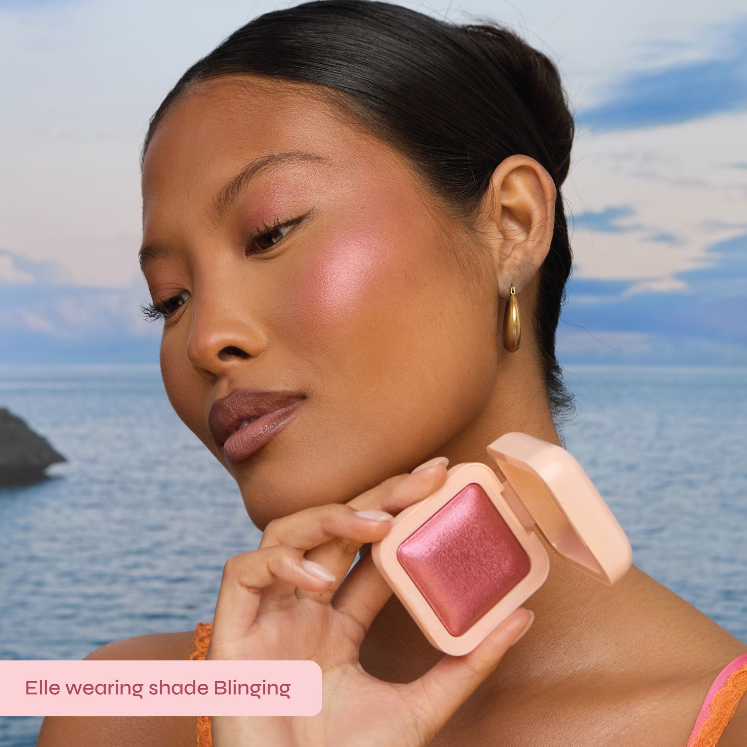 Glow Milk Ultra-Pigmented Luminous Powder Blush