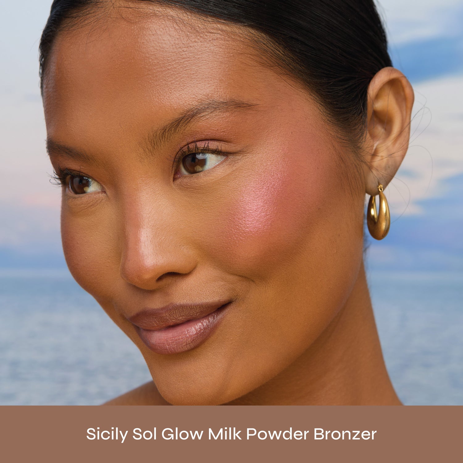 Glow Milk Soft Satin Powder Bronzer