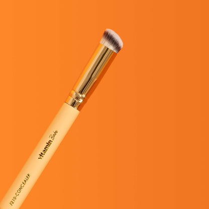 Vitamin Babe Concealer Brush